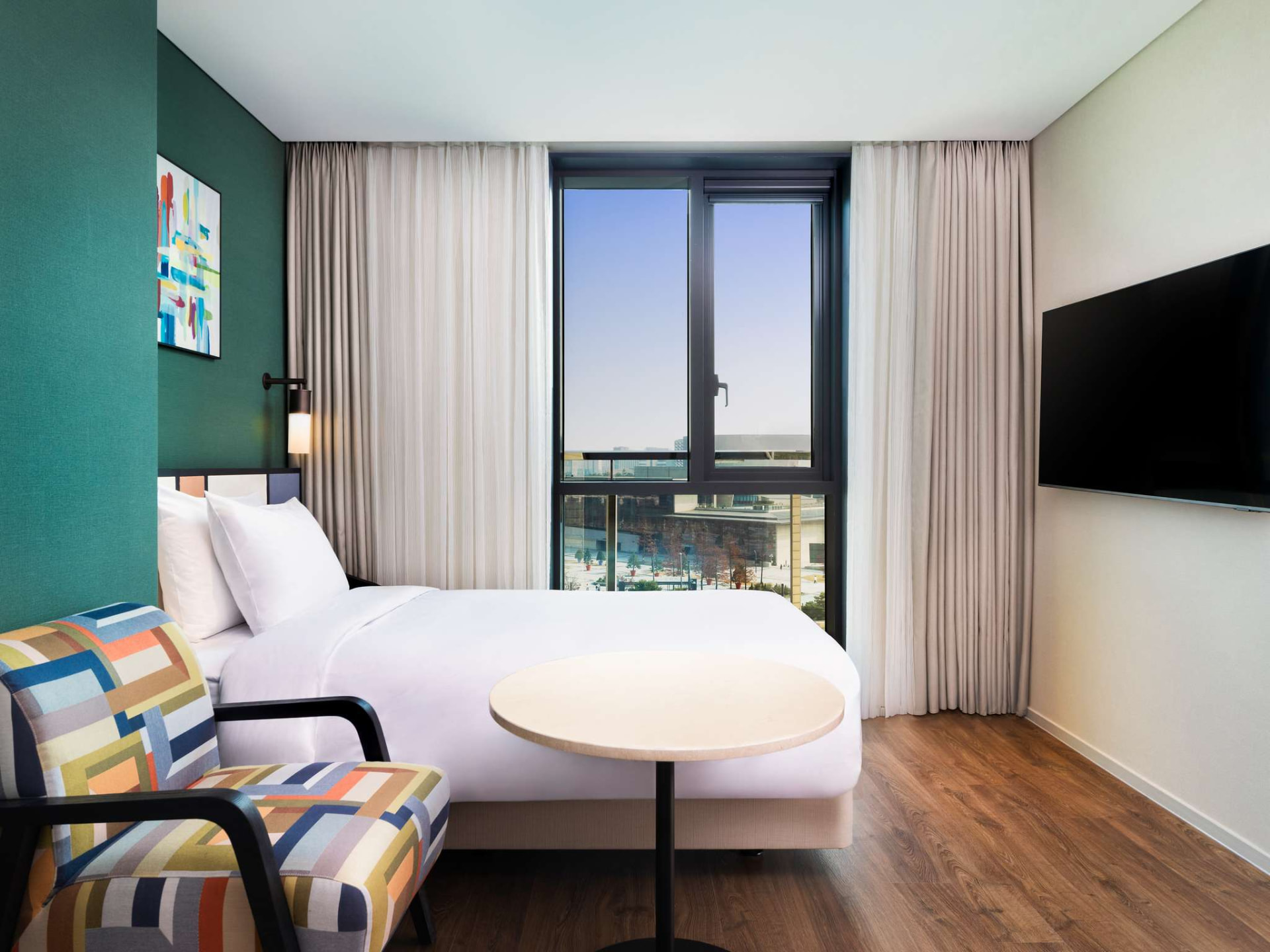 Single bed room by the window